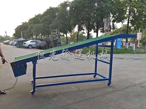 輕型輸送機(jī) (1).jpg